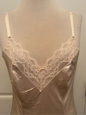 Maidenform Satin Slip with Lace Trim in Champagne Beige